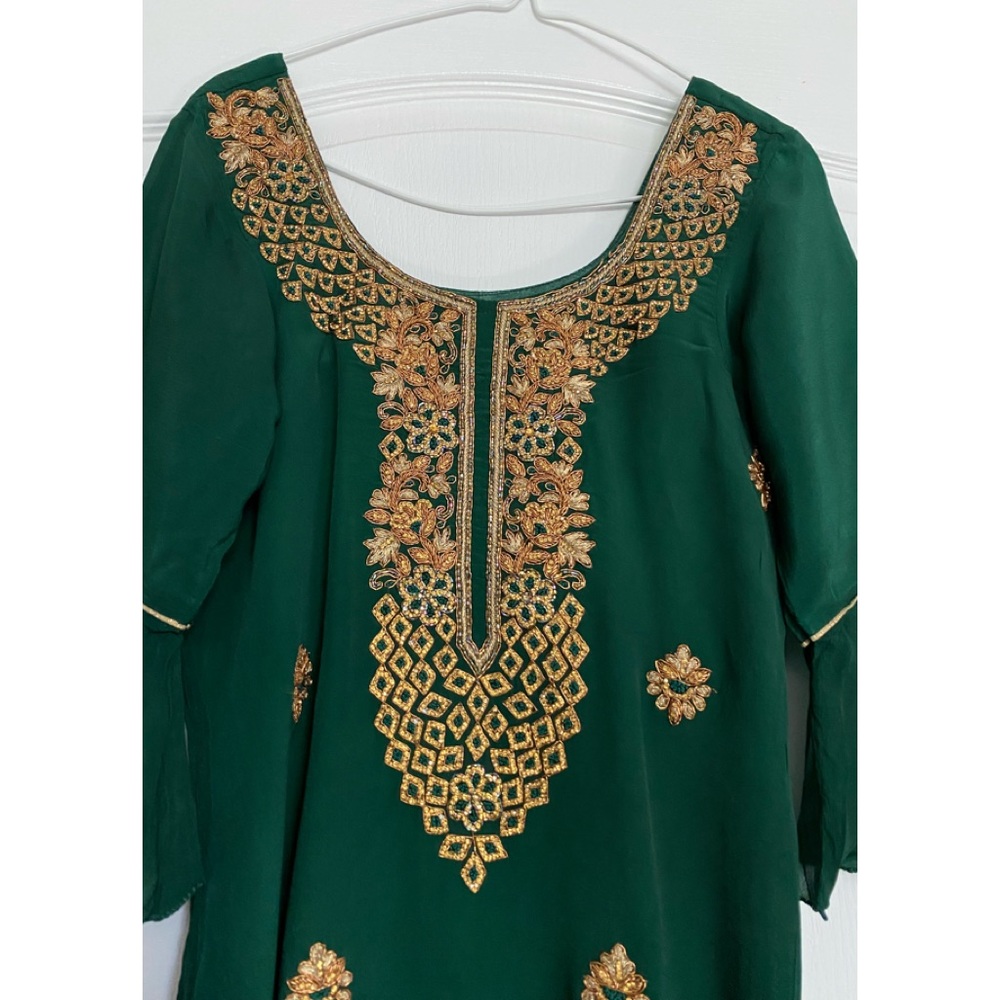 Indian suit